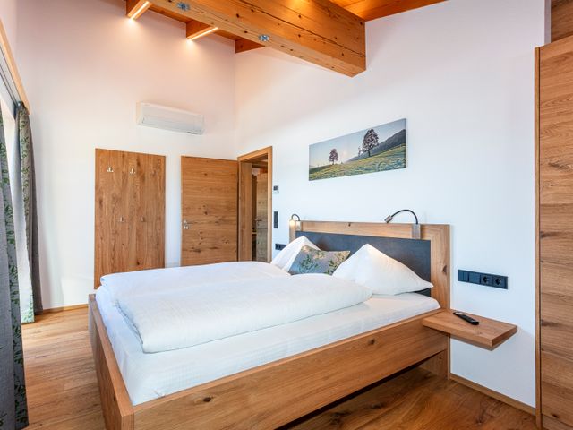 Ferienwohnungen Hausbacher