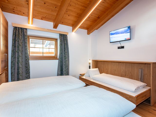 Ferienwohnungen Hausbacher