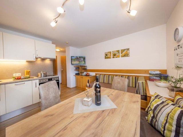 HOTEL LOREM